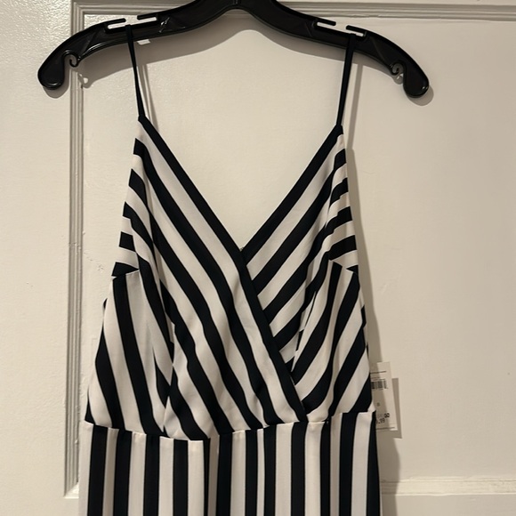 Banana Republic Striped Tiered Maxi Dress - Picture 4 of 5